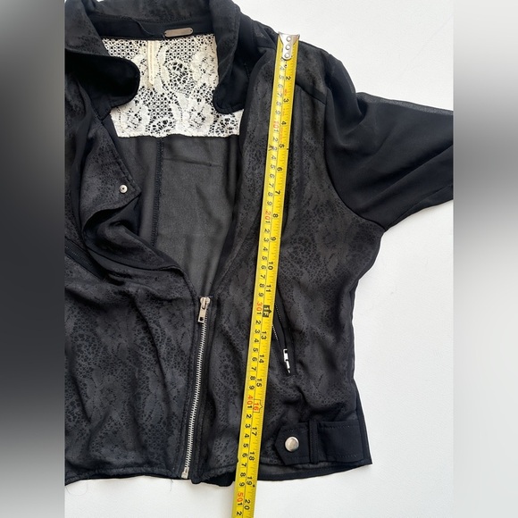 Temperance - Sheer/Lace Black Moto Style Light Weight Coat - Size Large - Picture 9 of 10